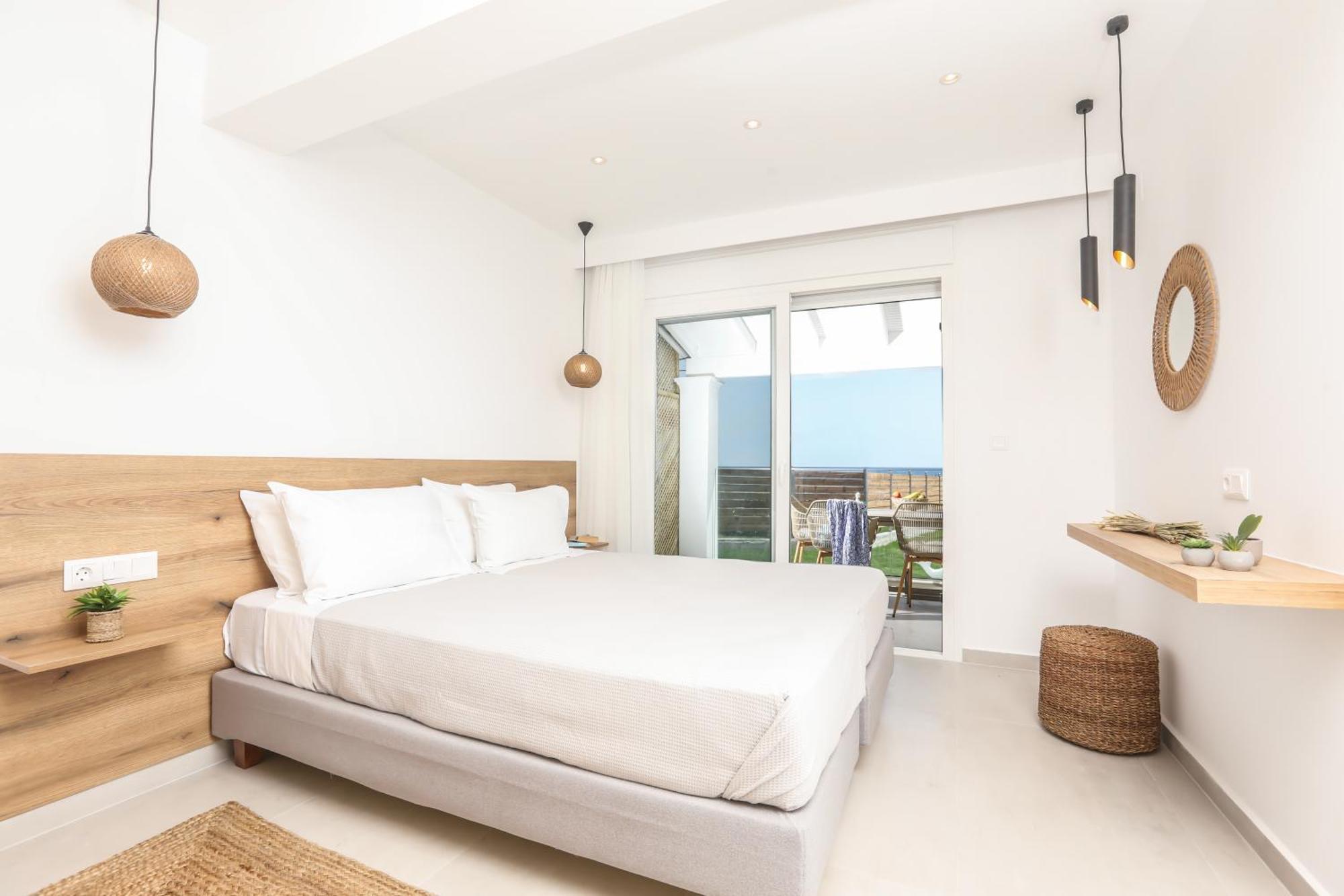 Magdachris Luxury Rooms Agios Georgios Pagon Esterno foto