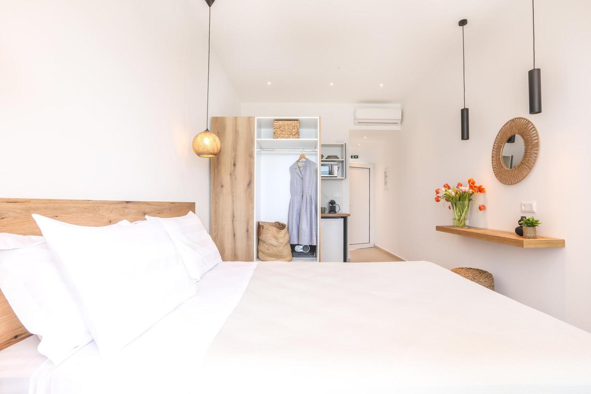 Magdachris Luxury Rooms Agios Georgios Pagon Esterno foto