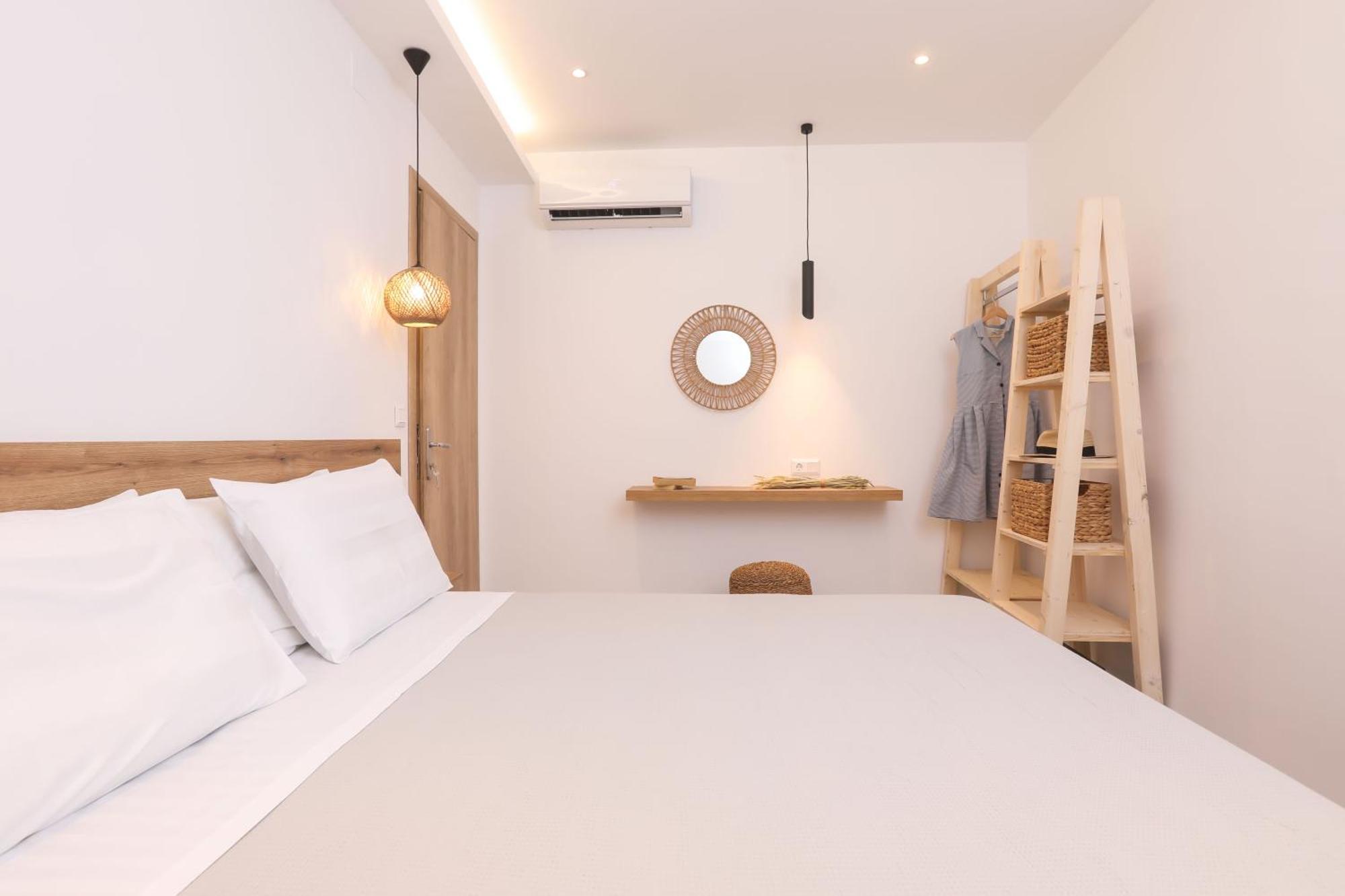 Magdachris Luxury Rooms Agios Georgios Pagon Esterno foto