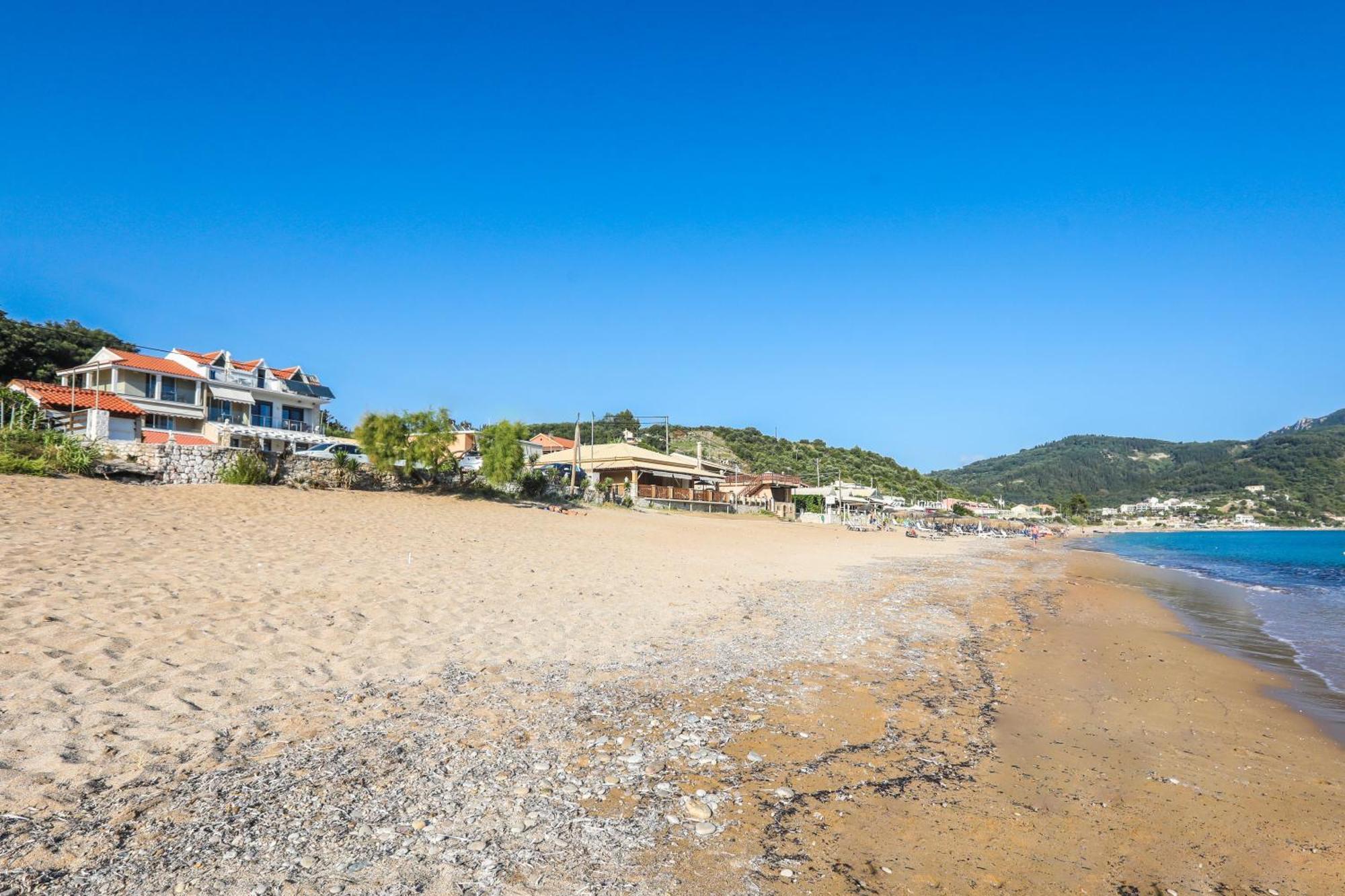 Magdachris Luxury Rooms Agios Georgios Pagon Esterno foto